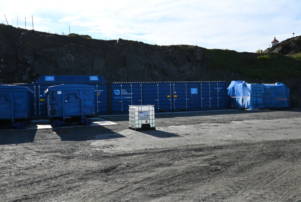 Slammet avvannes ved hjelp av et anlegg levert og driftet av Blue Ocean. Per i dag hentes det av lokale bønder.