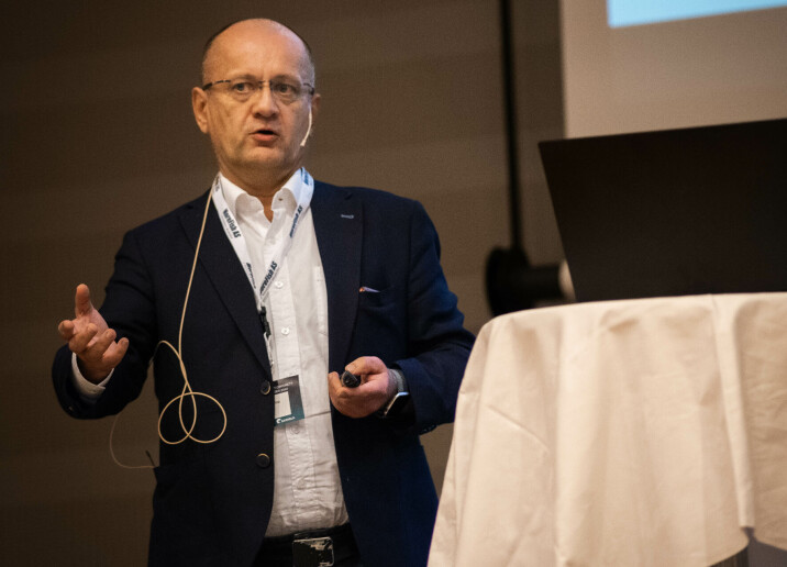 Dag Sletmo snakket om finansiering av landbaserte prosjekter under MoreFish og Åkerblå sin konferansen: Risiko i landbasert oppdrett.