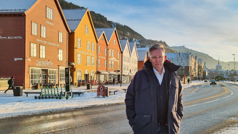 Per Håkon Stenhaug er ny direktør for rekruttering i Seafood People, og vil jobbe fra deres nye kontor i Oslo, samt pendle til hovedkontoret i Bergen. Per Håkon Stenhaug er ny direktør for rekruttering i Seafood People, og vil jobbe fra deres nye kontor i Oslo, samt pendle til hovedkontoret i Bergen.
