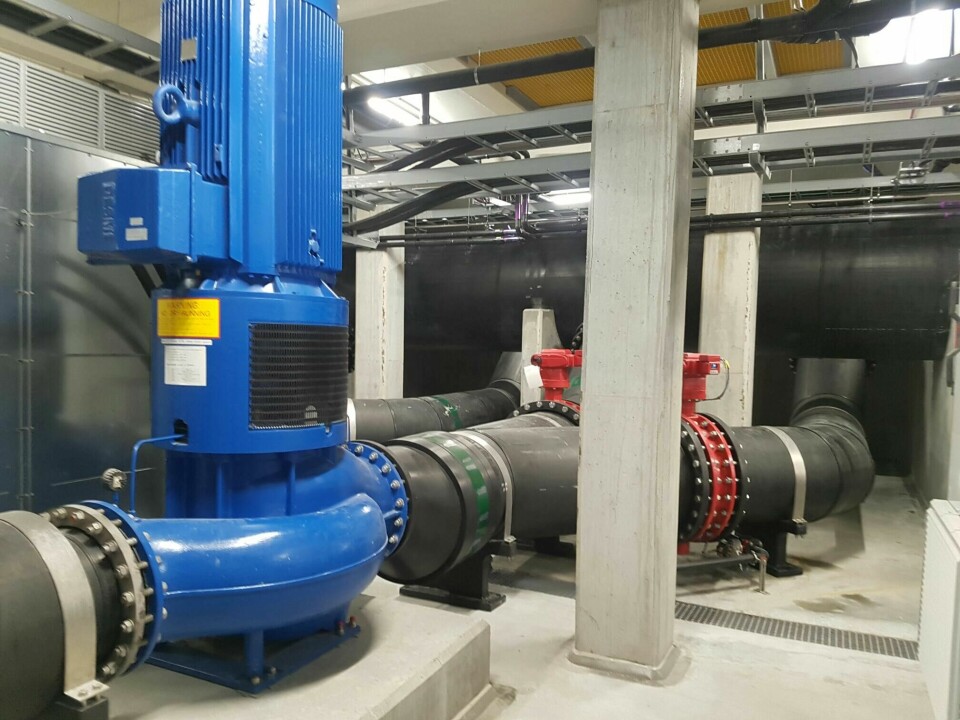 Picture texts: Seawater intake pumps series DSL in service at the Salmon Evolution plant in Norway (too the left)