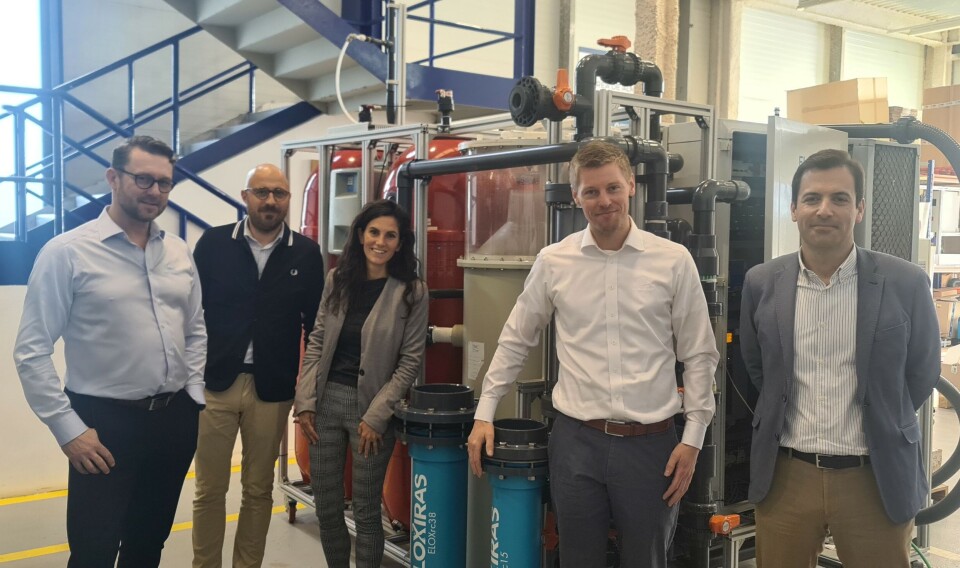 Foto fv; Petter Leon Fauske (CEO MMCFP), Axel Arruti (COO APRIA ), Sara Dominguez (CCO APRIA), Eivind Vinje (VP R&D MMCFP), Pedro M. Gomez (CEO APRIA) Foto fv; Petter Leon Fauske (CEO MMCFP), Axel Arruti (COO APRIA ), Sara Dominguez (CCO APRIA), Eivind Vinje (VP R&D MMCFP), Pedro M. Gomez (CEO APRIA)