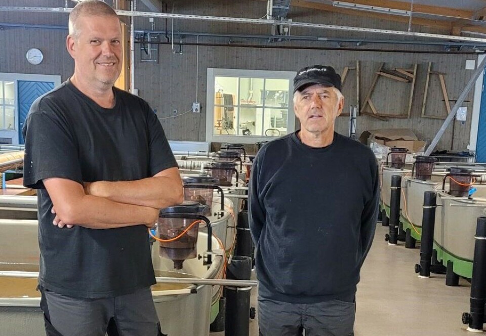 Ulf Larsson og Peter Østling ved Ljusne fiskodling.