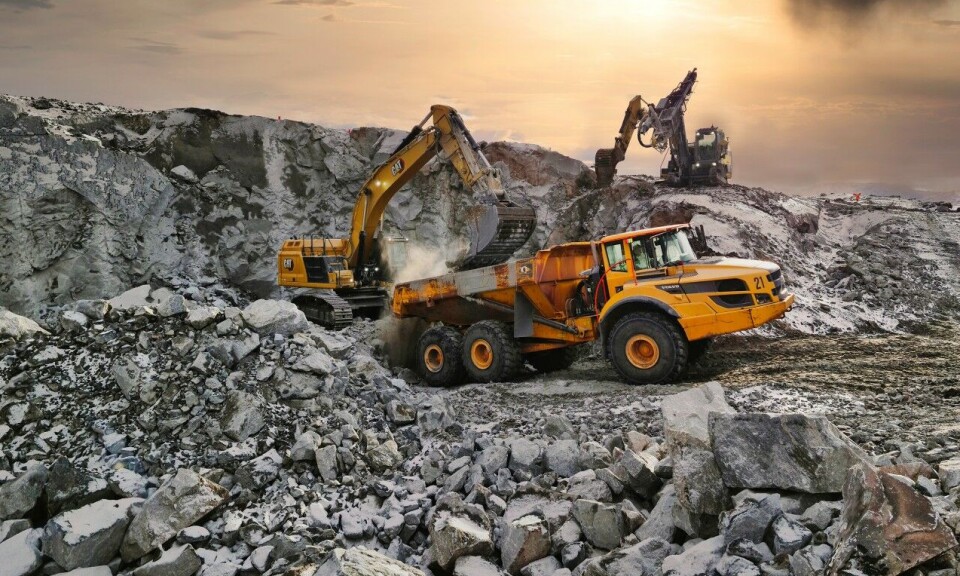 Det bygges for fullt hos Gigante Salmon. Men det blir vesentlig dyrere enn først antatt.