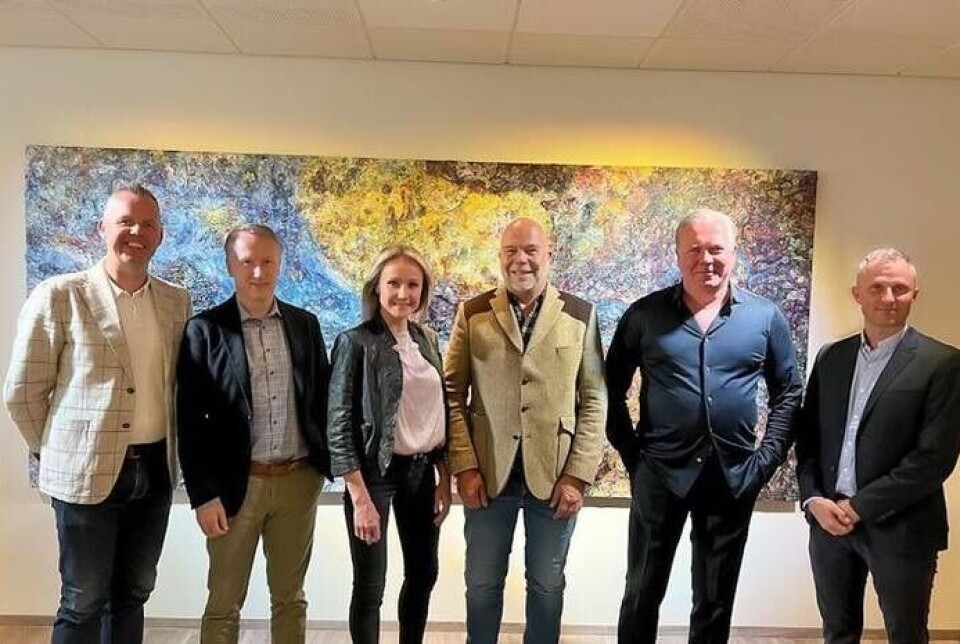 F.v, Runolfur Gudmundsson CEO UR Seafood; Brynjolfur Eyjolfsson, fondssjef IS Haf Investments; Kristrun Vidarsdottir CEO IS Haf Investments, Jonatan Thordarson, Landeldi; Thordur Thordarson, Landeldi og Halldor Ragnar Gislason, Landeldi. F.v, Runolfur Gudmundsson CEO UR Seafood; Brynjolfur Eyjolfsson, fondssjef IS Haf Investments; Kristrun Vidarsdottir CEO IS Haf Investments, Jonatan Thordarson, Landeldi; Thordur Thordarson, Landeldi og Halldor Ragnar Gislason, Landeldi.