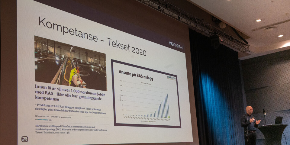 Risiko for å ikke få tak i kompetente folk er vurdert på topp av næringen selv, kunne Svein Martinsen fortelle under konferansen Risiko i landbasert oppdrett 2023