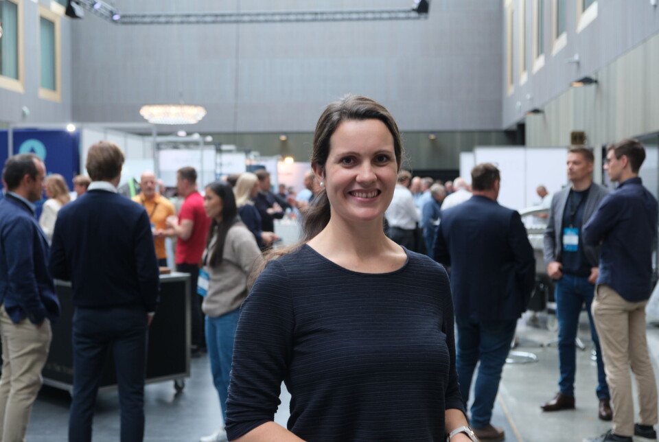 Julia Fossberg Buhaug, prosjektleder for FoU landbasert i Lerøy Seafood Group fortalte på Fish Farmer 2024 om erfaringene deres med biofilter, og hvilke tiltak som er gjort i produksjonen for å få dem til å fungere best mulig.