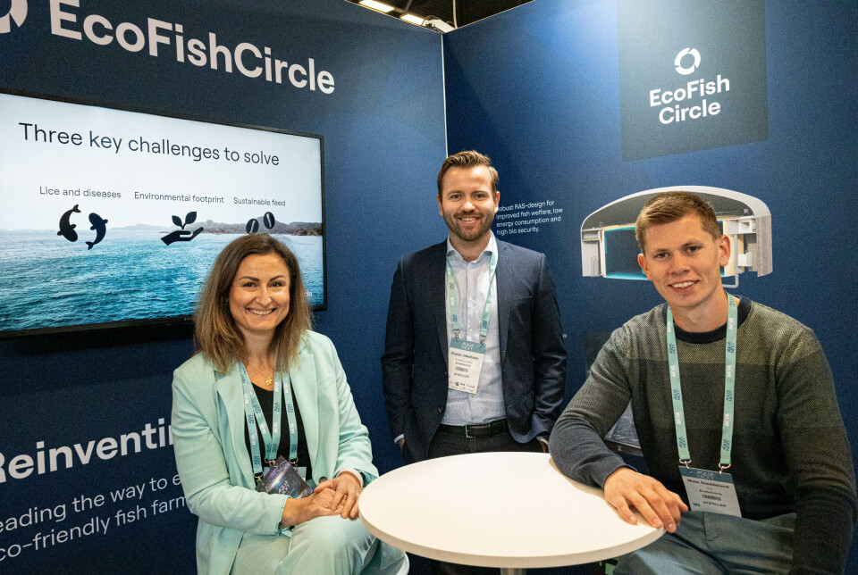 Smiljana Divjak var frem til september daglig leder, og Daniel Jakobsen var forretningsutvikler. Sistnevnte har nå overtatt lederansvaret. Mats Staddeland (t.h.) er teknologiansvarlig i EcoFishCircle. Sammen med resten av
teamet har EcoFishCircle både jobbet frem teknologien som skal kunne selges separat, og det jobbes nå med å få på plass både investorer til og prosjektere
for det planlagte kommersielle landbaserte matfiskanlegget Lista Laks.