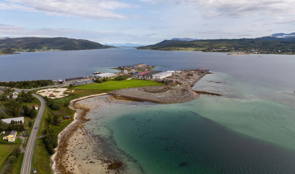 Det nye settefiskanlegget til Nordlaks skal bygges utenfor Harstad. Prosjektet vil være i milliardklassen og vil gjøre det mulig for Nordlaks å la laksen/smolten bli større på land før den settes ut i sjø.