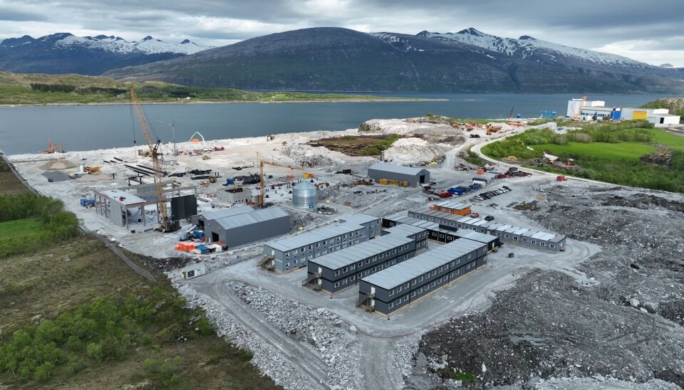 Arctic Seafarms nye landbaserte matfiskanlegg på Nesna skal etter planen settes i drift i 2028.