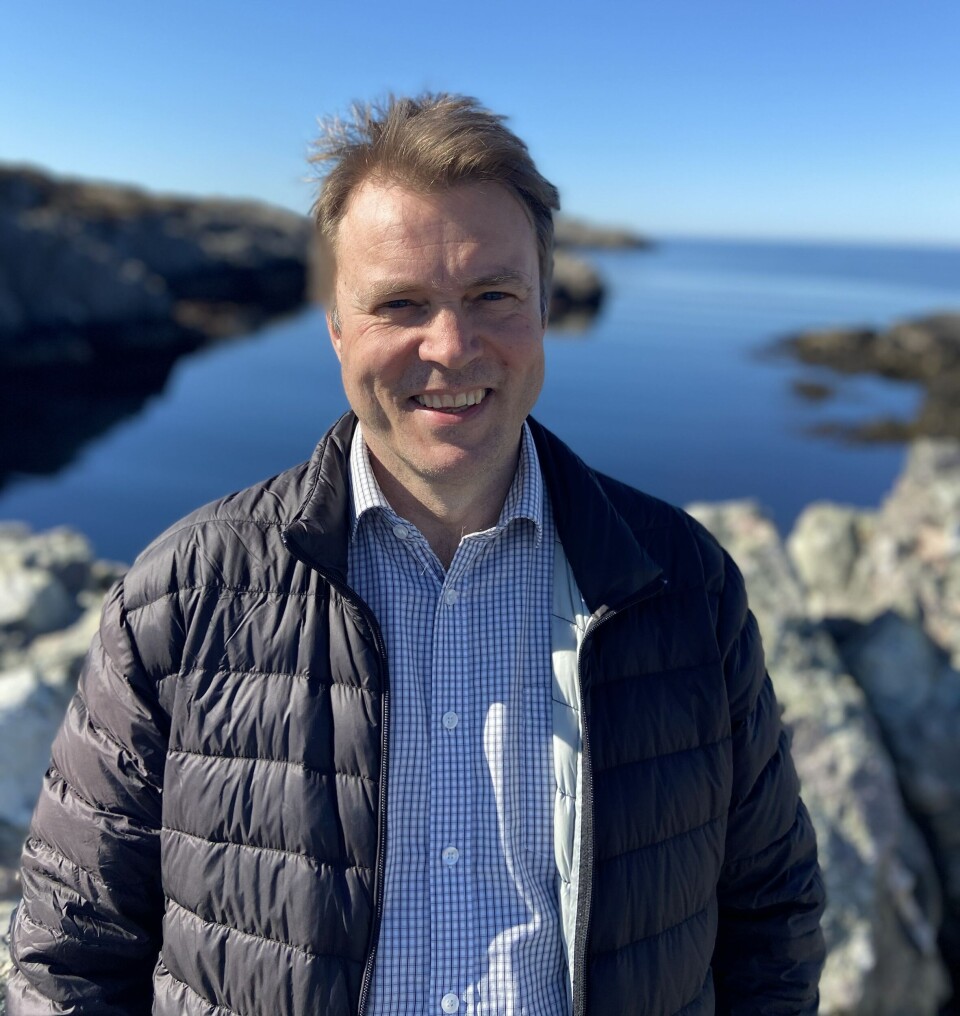 Daglig leder Hans Haddal sier selskapet har en utviklingsplan på Bulandet som vil bety betydelig økning utover dagens tillatelser på 5500 tonn. Foto: Bulandet Miljøfisk