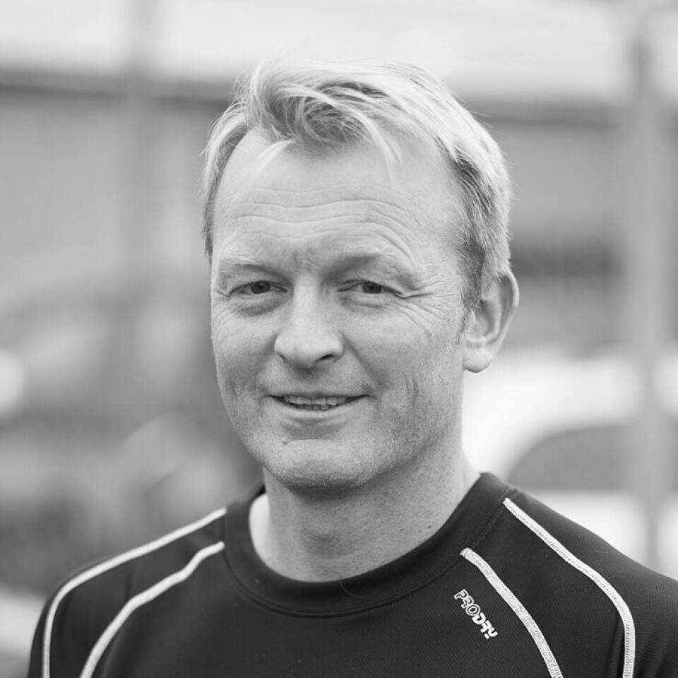 Daglig leder Jon Meisfjord er fornøyd med ny tillatelse som gjør at de kan øke snittvekten på smolten. Foto: Sisomar