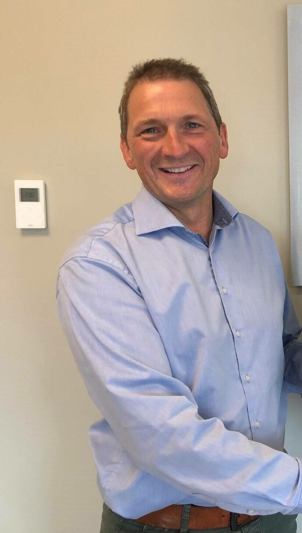 Sten Roald Lorentzen forteller de jobber med mange spennende prosjekter med både RAS og gjennomstrømmingsanlegg nå. Foto: AKVA group Land Based. Sten Roald Lorentzen forteller de jobber med mange spennende prosjekter med både RAS og gjennomstrømmingsanlegg nå. Foto: AKVA group Land Based.