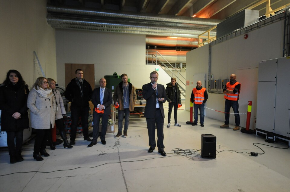 Daglig leder i ILAB, Reidar Handegård, er fornøyd med å kunne øke kapasiteten på produksjon av forsøksfisk med 60 % med to nye RAS-anlegg. Klikk på bildet for større.